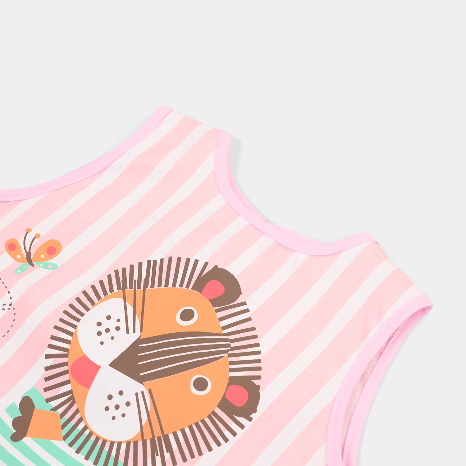 Baby Bib/Apron - Image 2