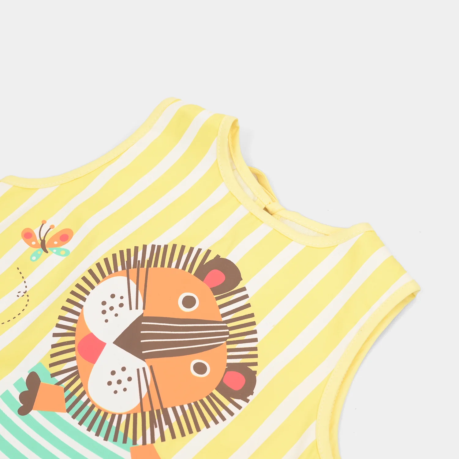 Baby Bib/Apron - Image 2