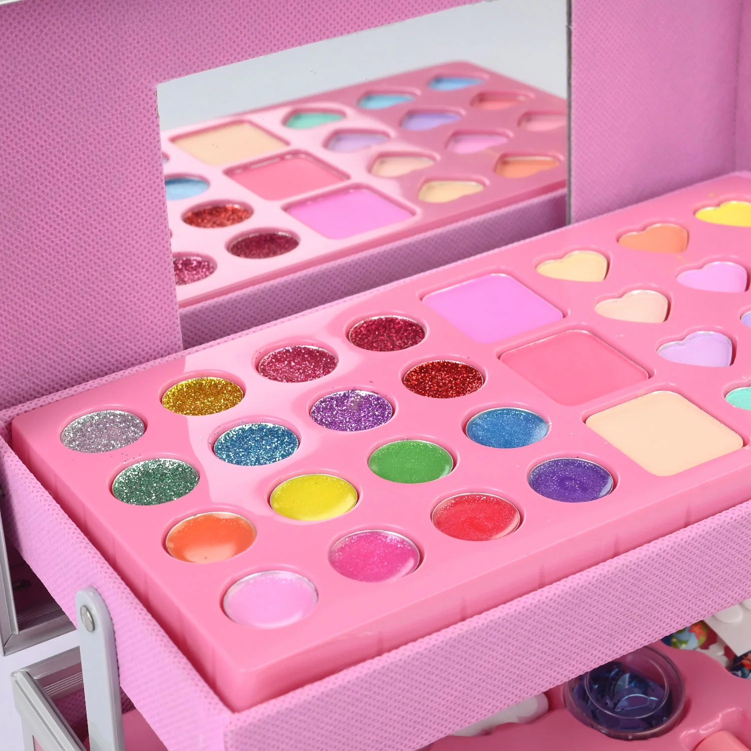 46 Unique Makeup & Beauty Set - Image 4