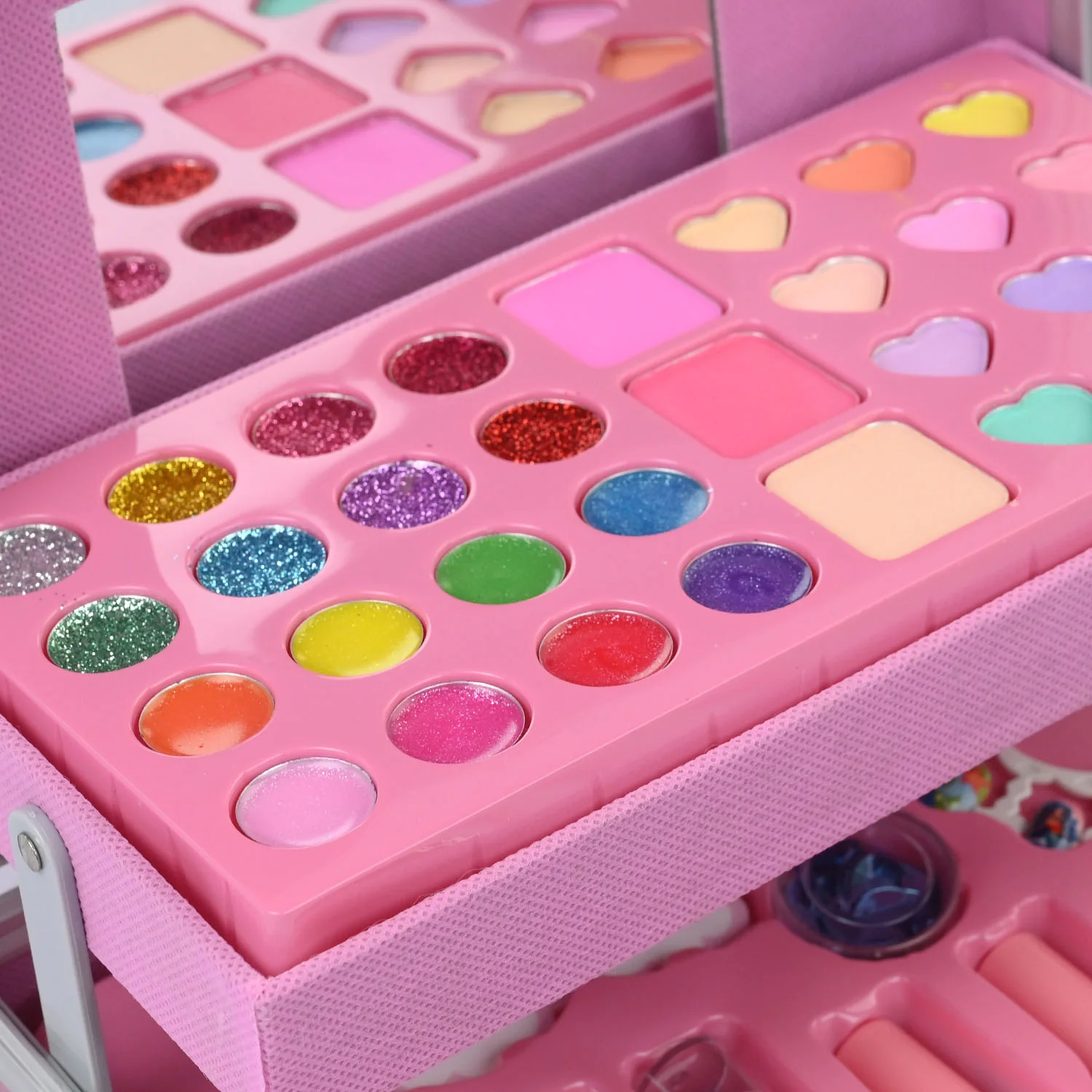 46 Unique Makeup & Beauty Set - Image 5