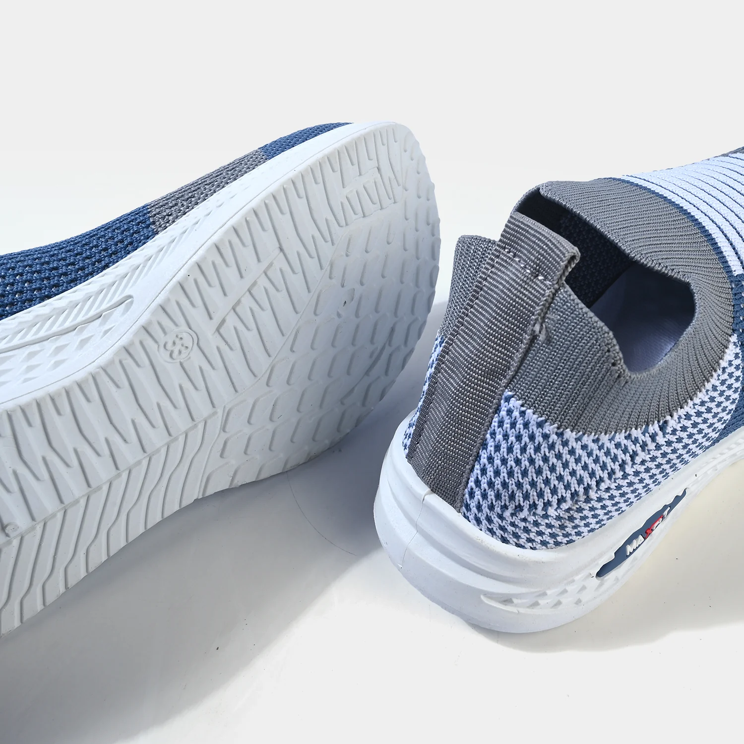 Boys Joggers FMX-19 Knit Slip-On Sneakers – Grey - Image 2