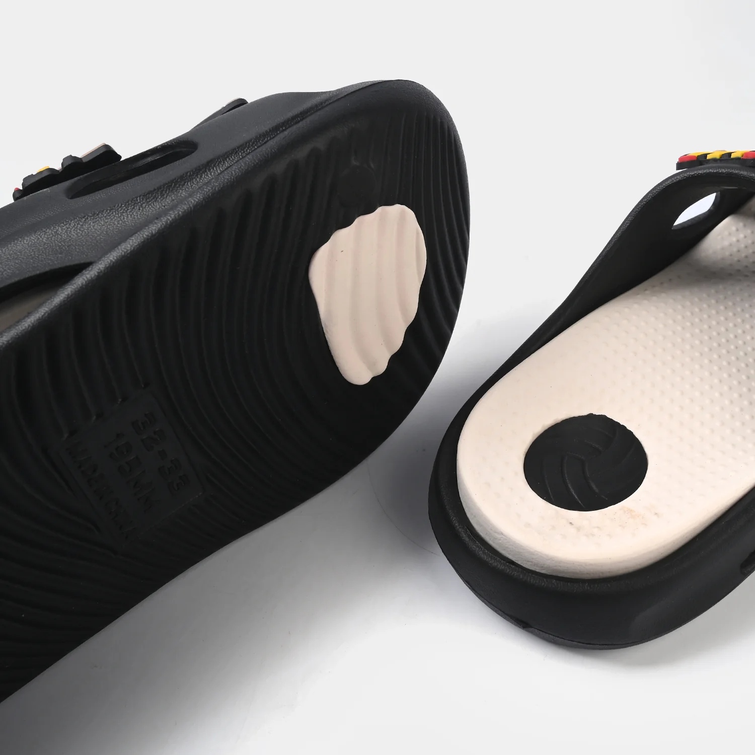 Boys Slipper 016 - BLACK - Image 2