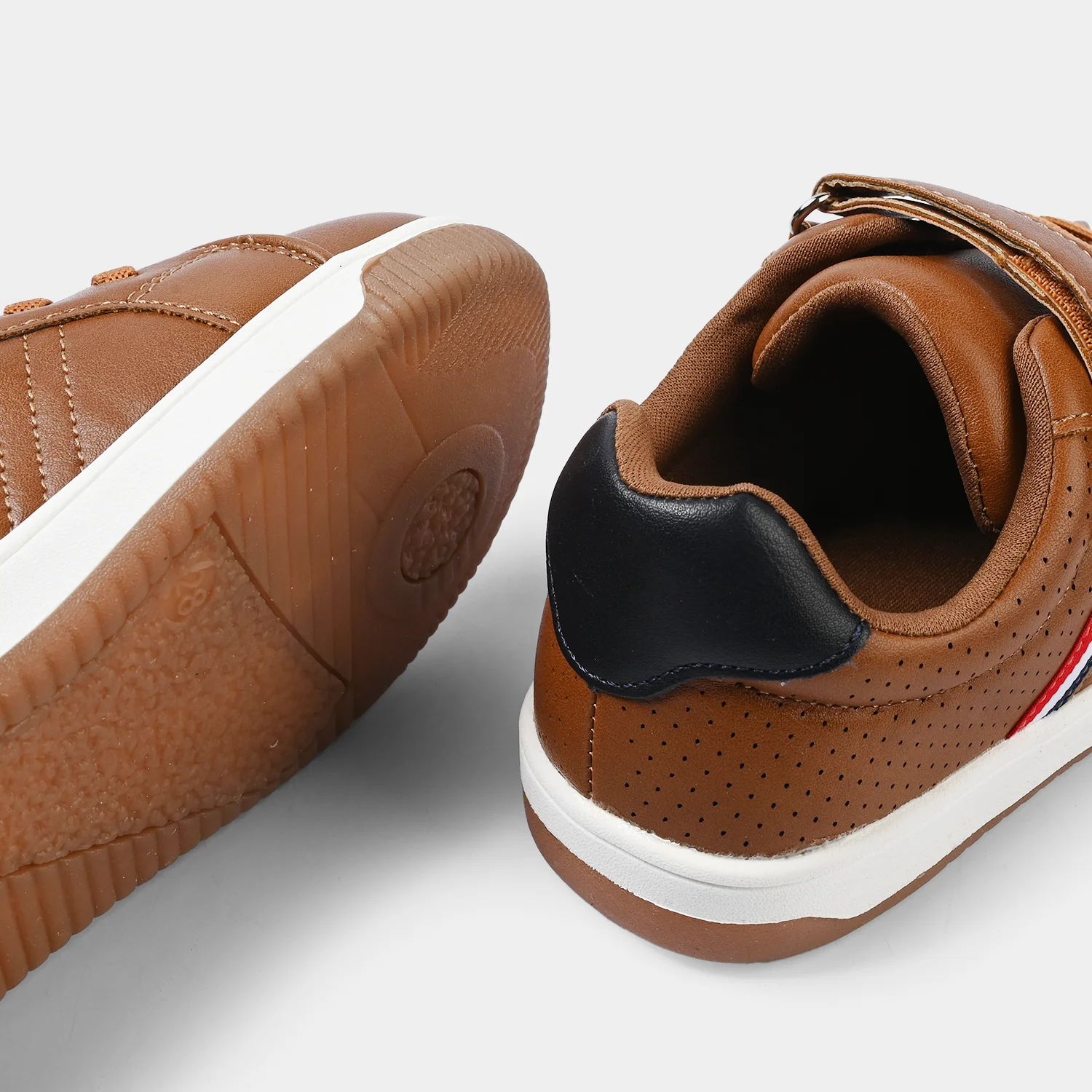 Boys Sneaker XR204-031-CAMEL - Image 2