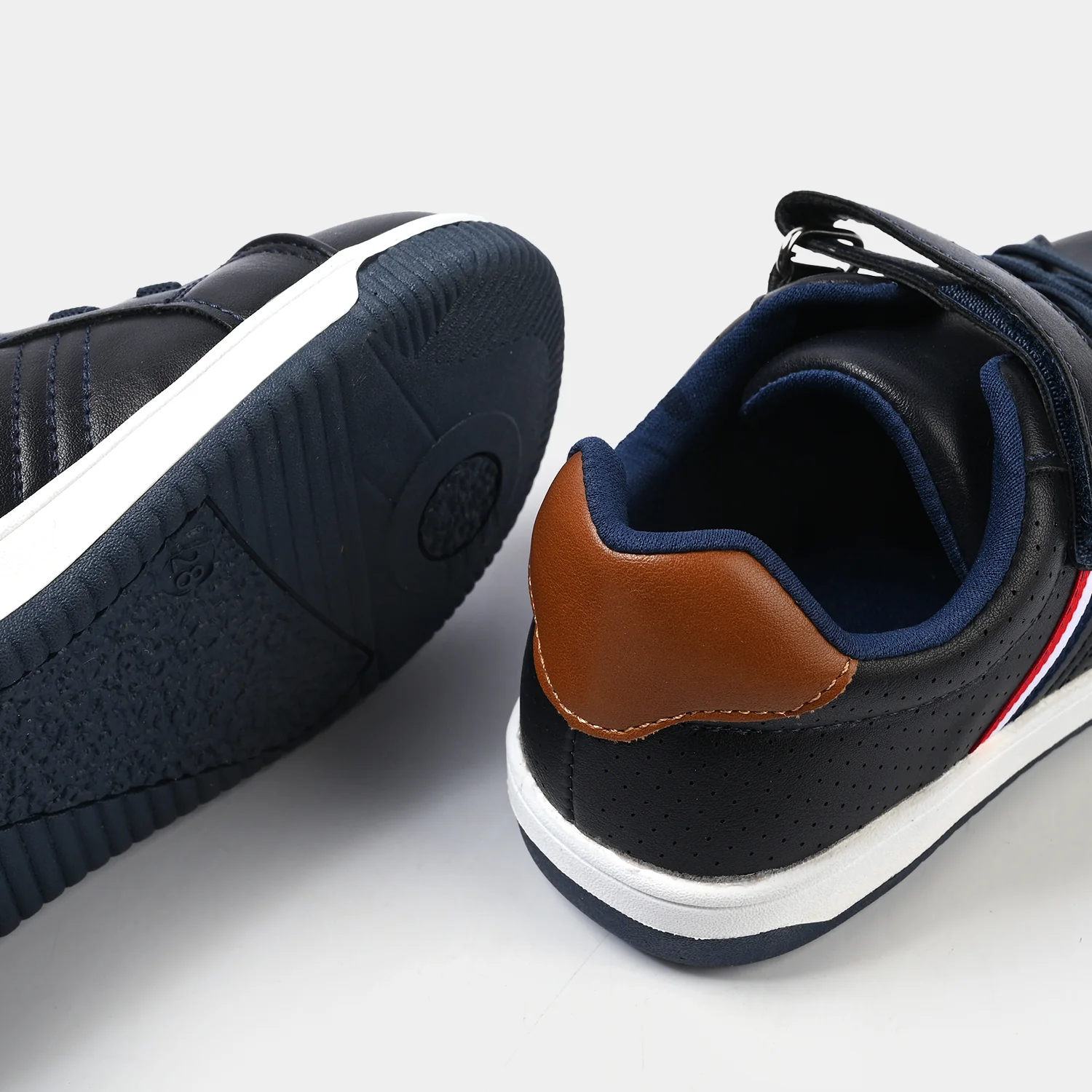 Boys Sneaker XR204-031-NAVY - Image 2