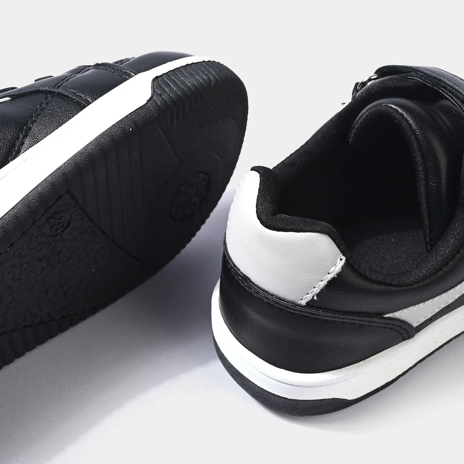 Boys Sneakers XR620-010-BLACK - Image 2