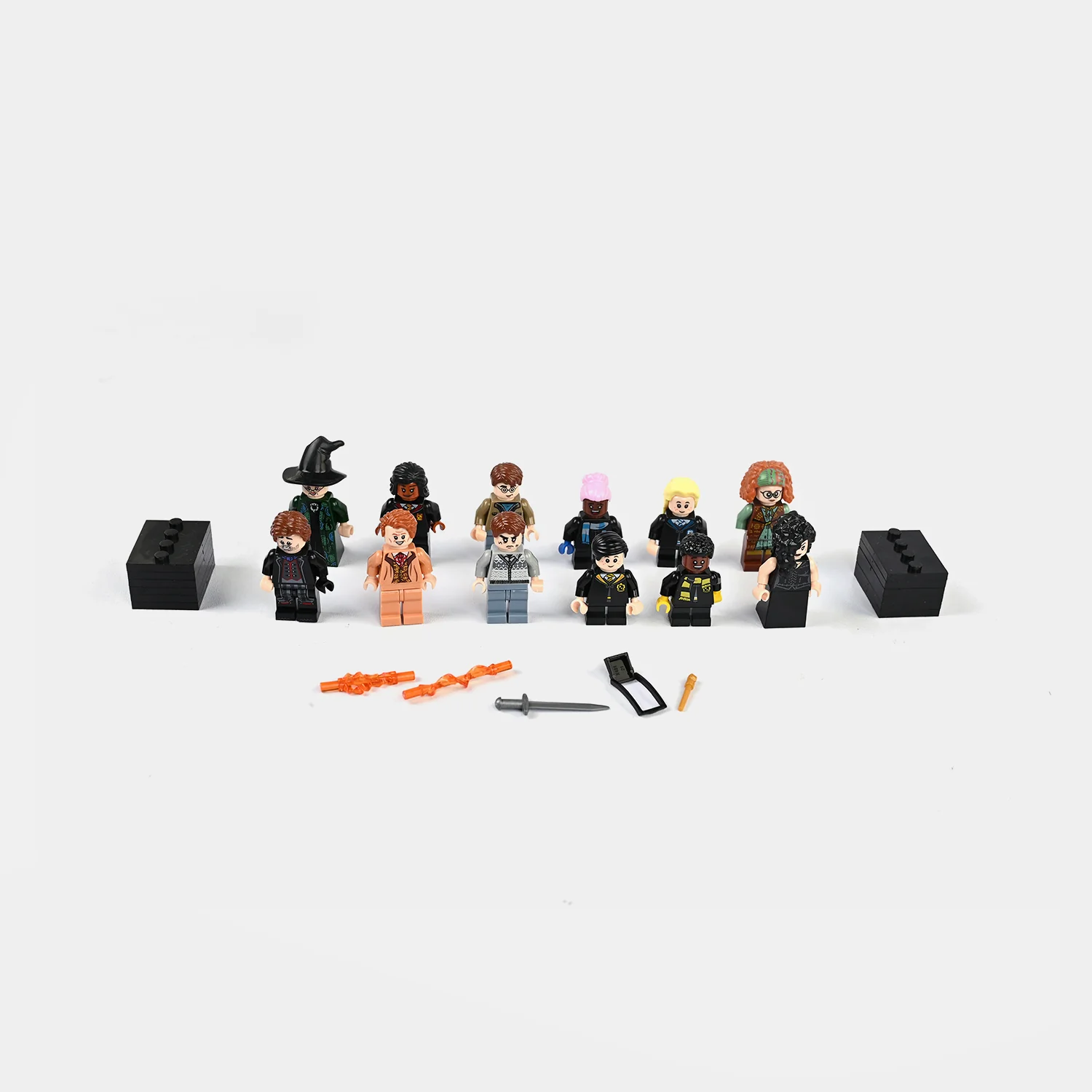Character Minifigure Set - Image 2