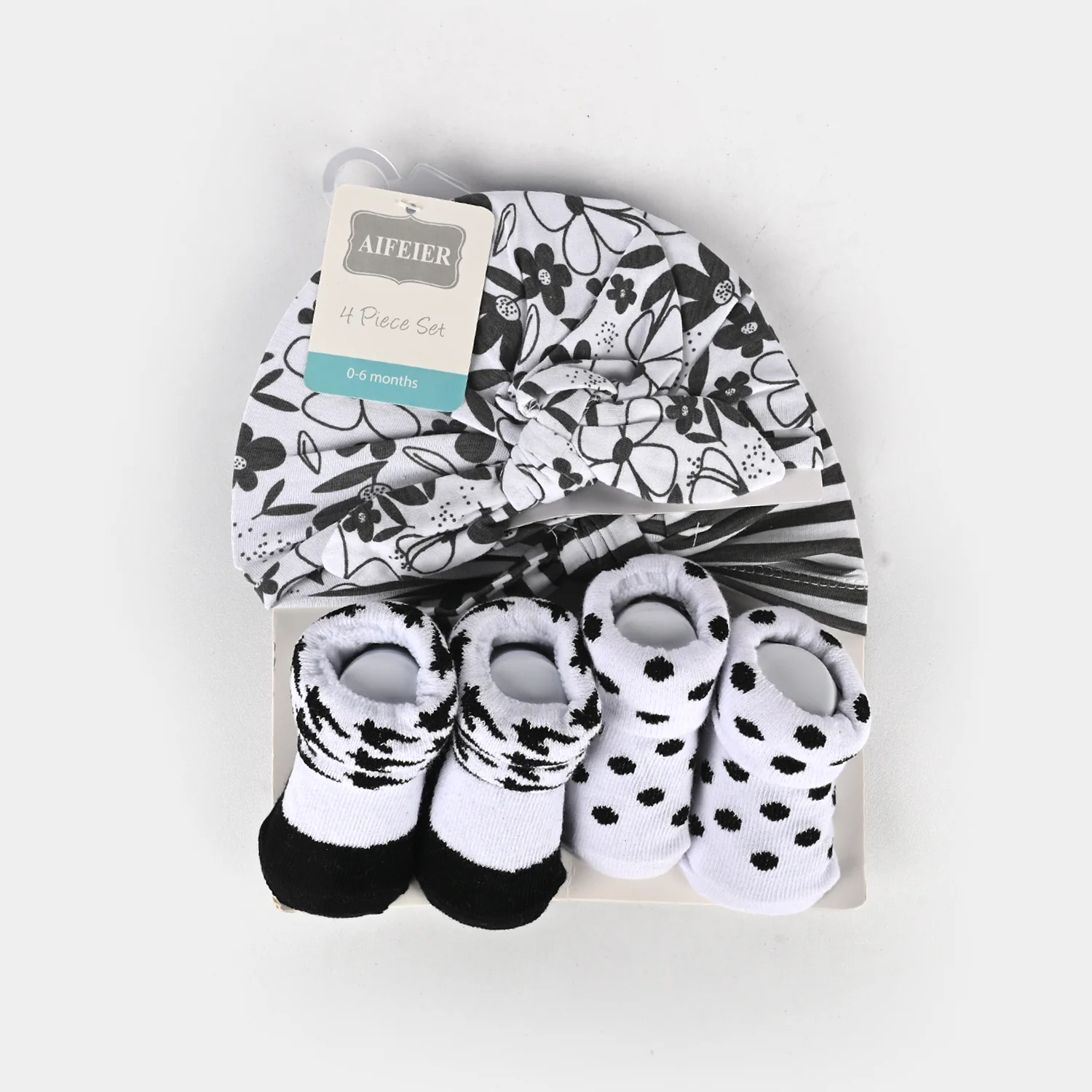 Newborn Baby Socks & Caps Set - Image 3