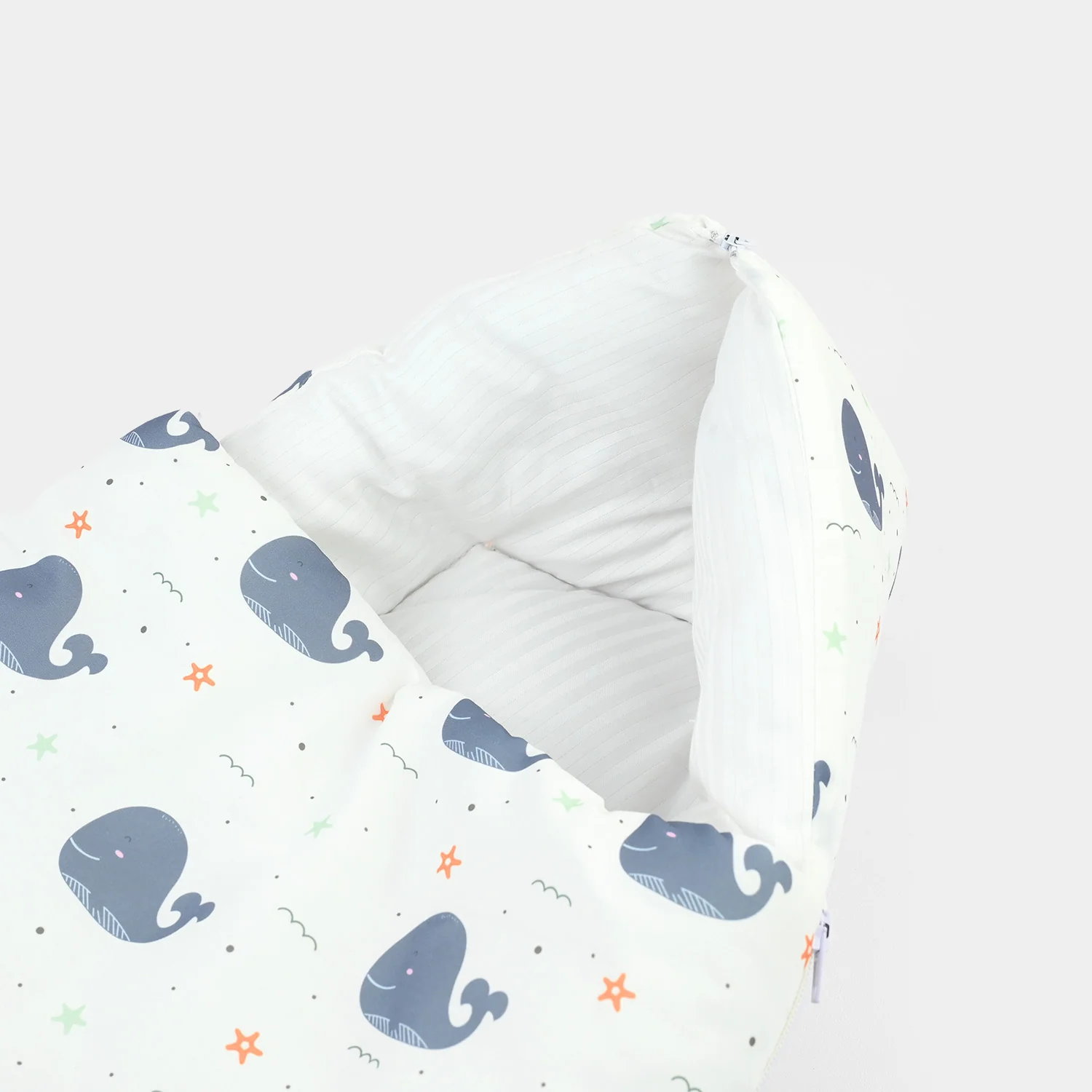 Baby Carry Nest With Pillow - Image 2