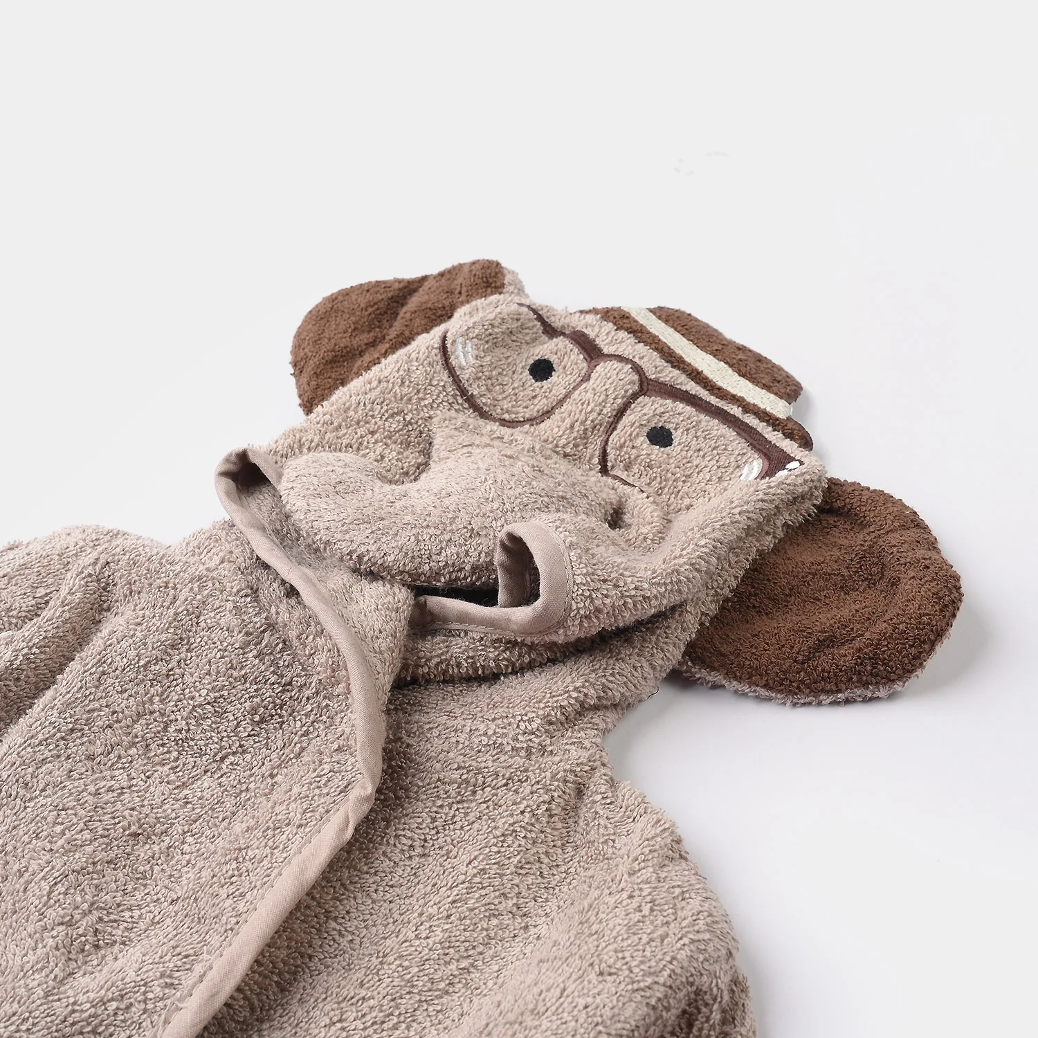 CHARACTER HOODED BATH GOWN Y902-BROWN ELEPHANT - Image 2