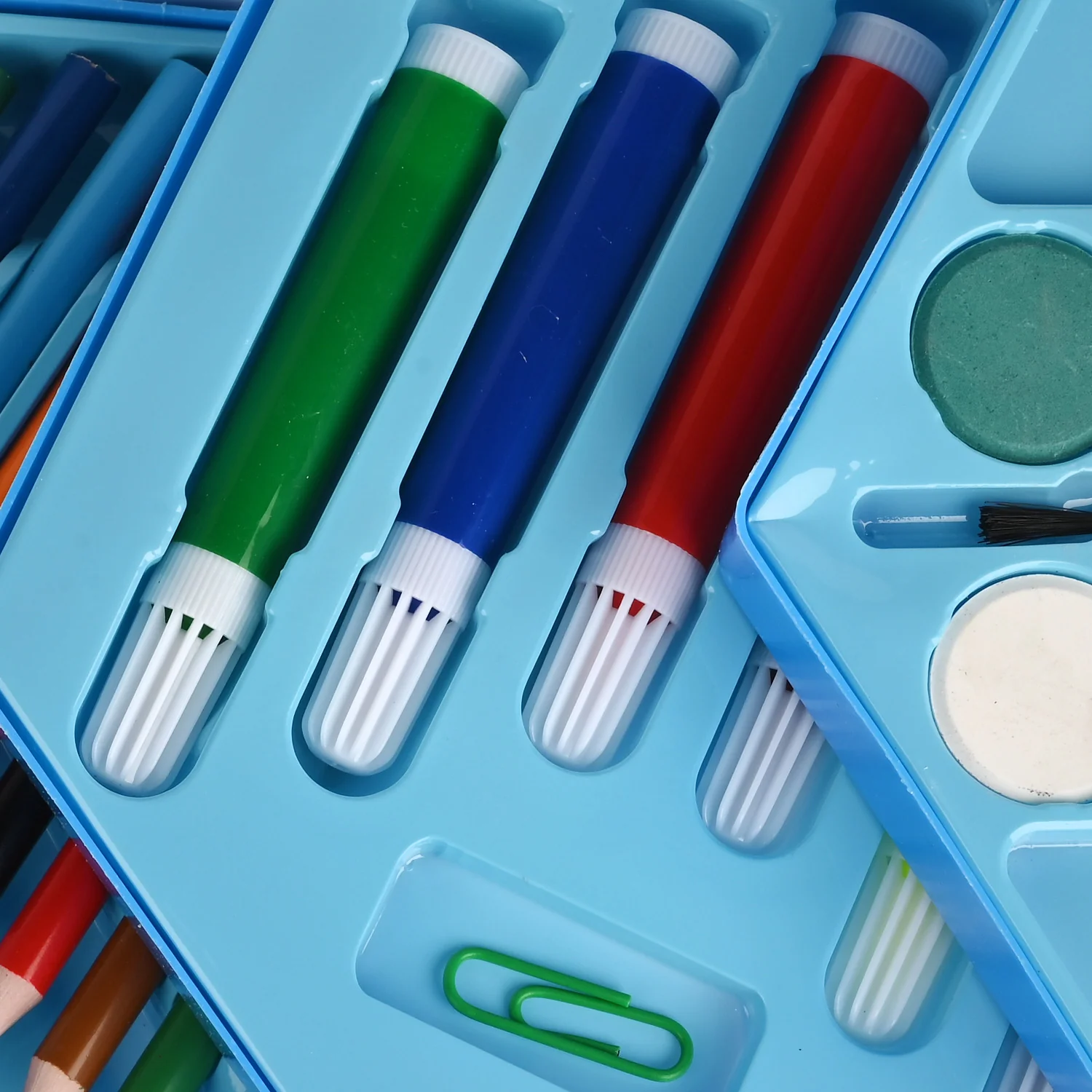 Color Kit 46 Pcs - Image 5