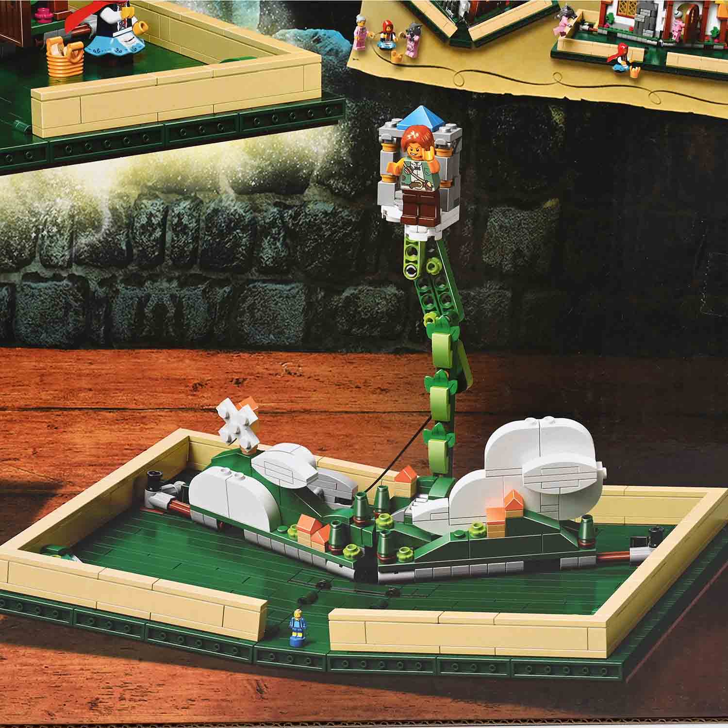 Creative Series Building Blocks 880Pcs - Image 7