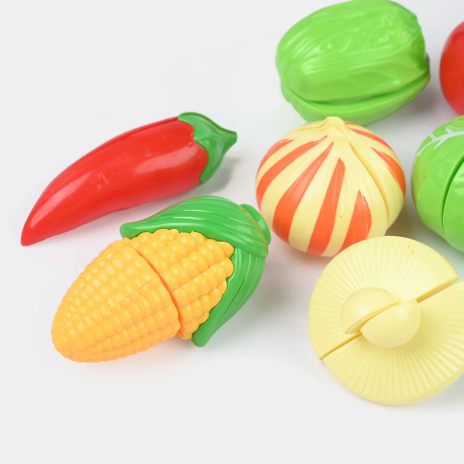 Vegetables Cutting Toy Set - Image 2