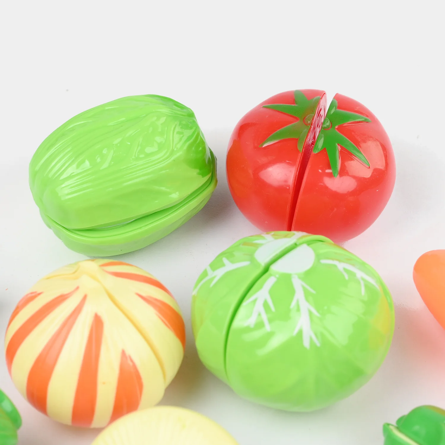 Vegetables Cutting Toy Set - Image 4