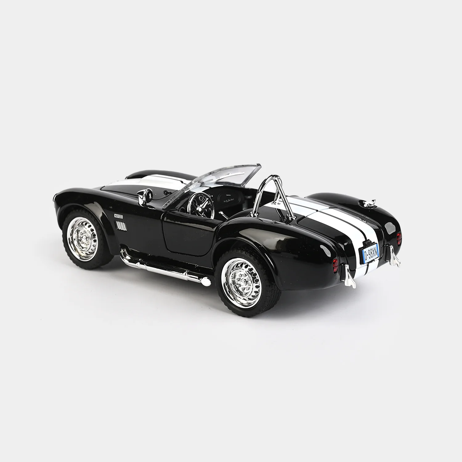 Classic Roadster Die-Cast Model Car - Image 6