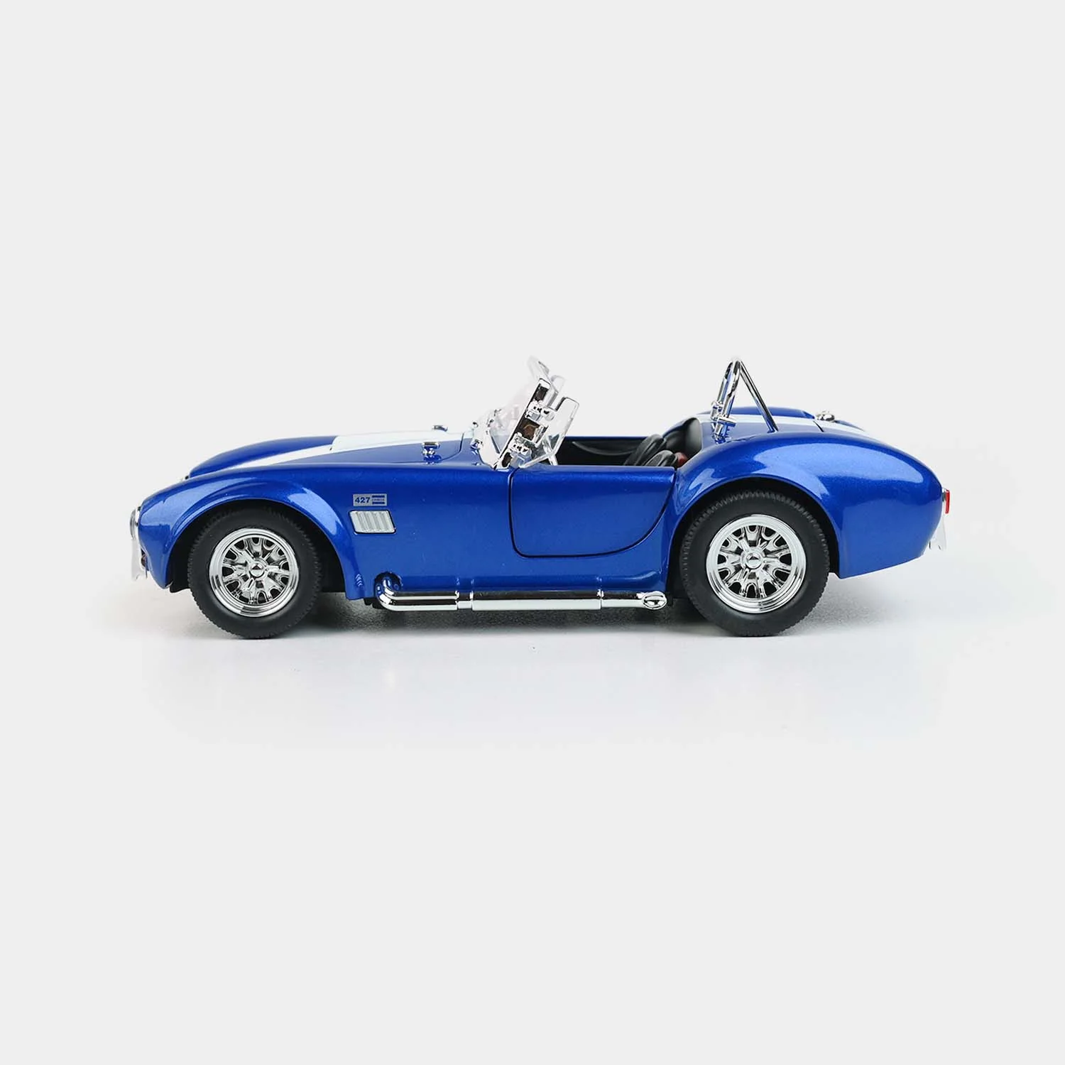 Classic Roadster Die-Cast Model with Light & Sound - Image 4