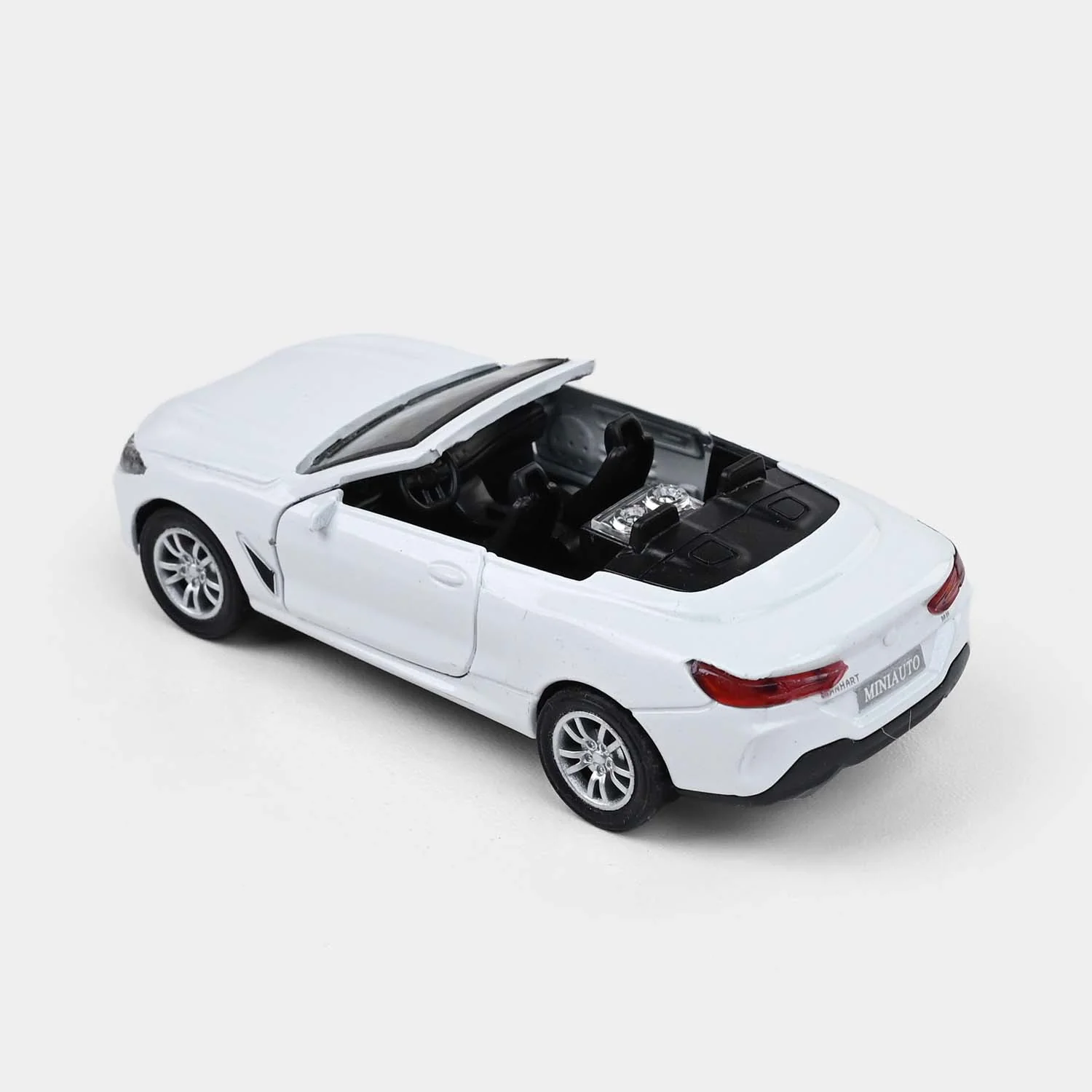 Die-Cast Model Car with Light & Sound for Kids - Image 5