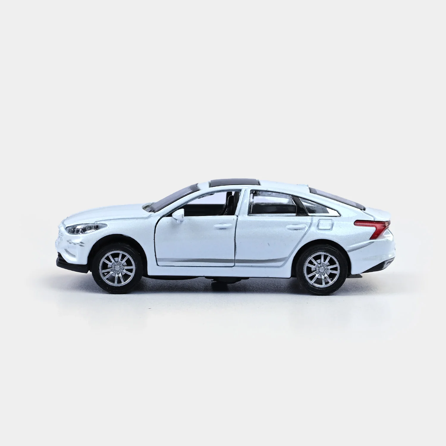 Die-Cast Model Car with Light & Sound for Kids - Image 3