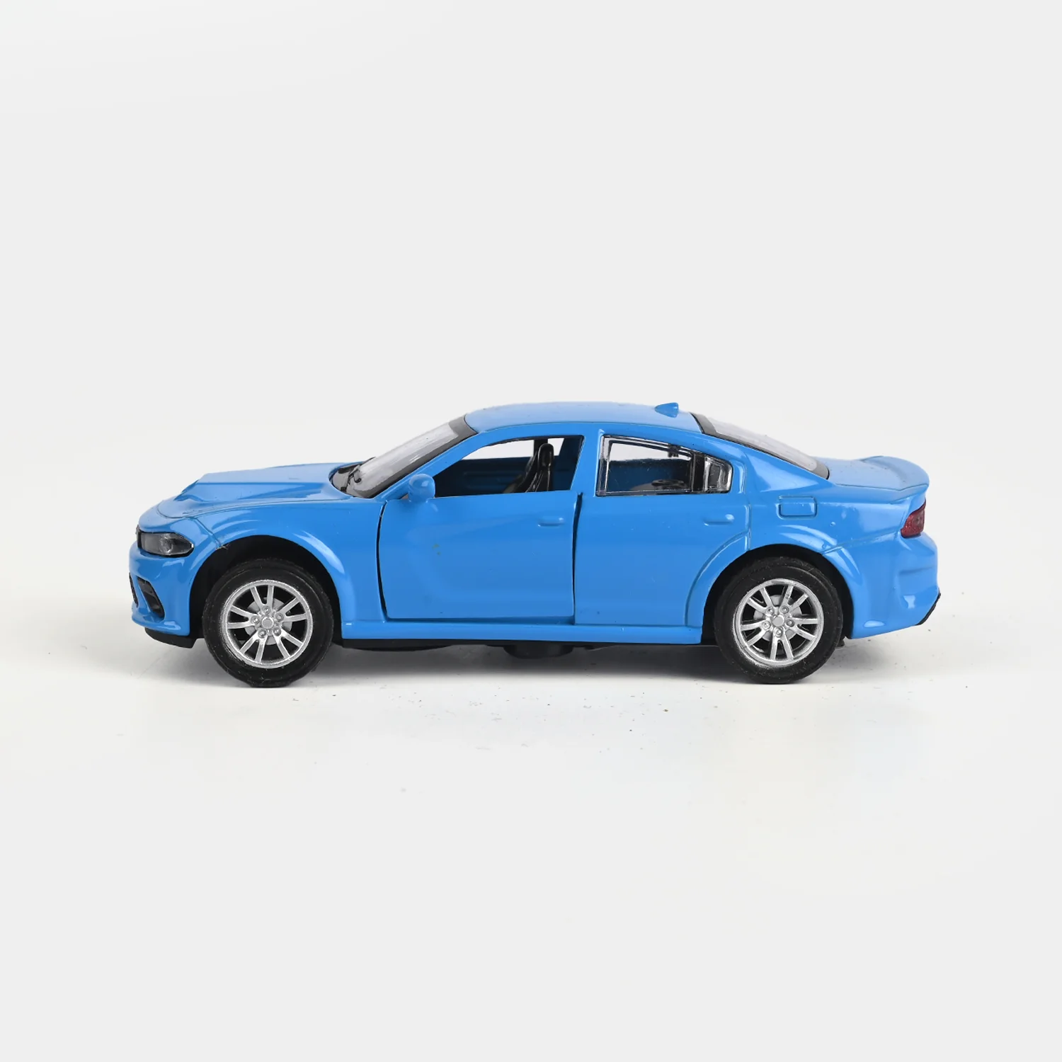 Die-Cast Model Car with Light & Sound - Image 3