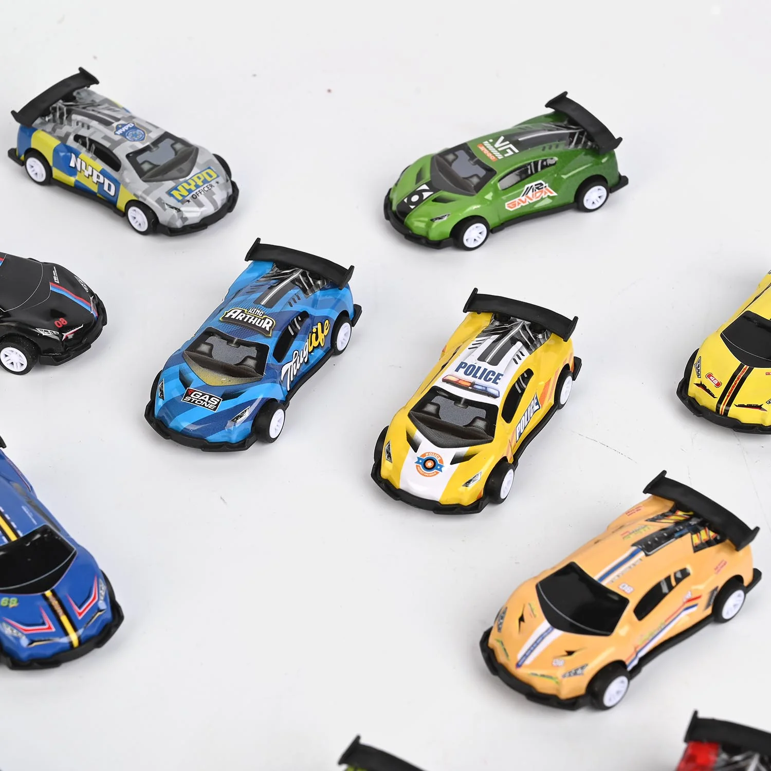 20-Piece Metal Car Racing Set - Image 2