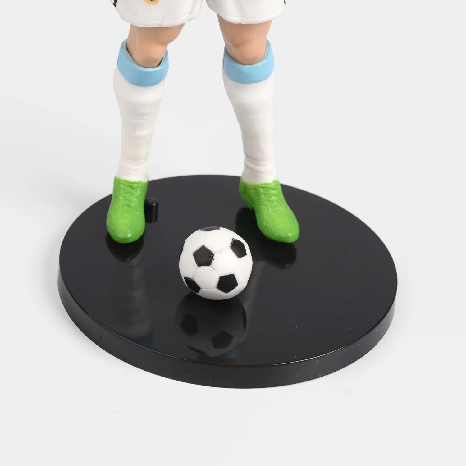 World Cup Football Player Action Figure - Image 5