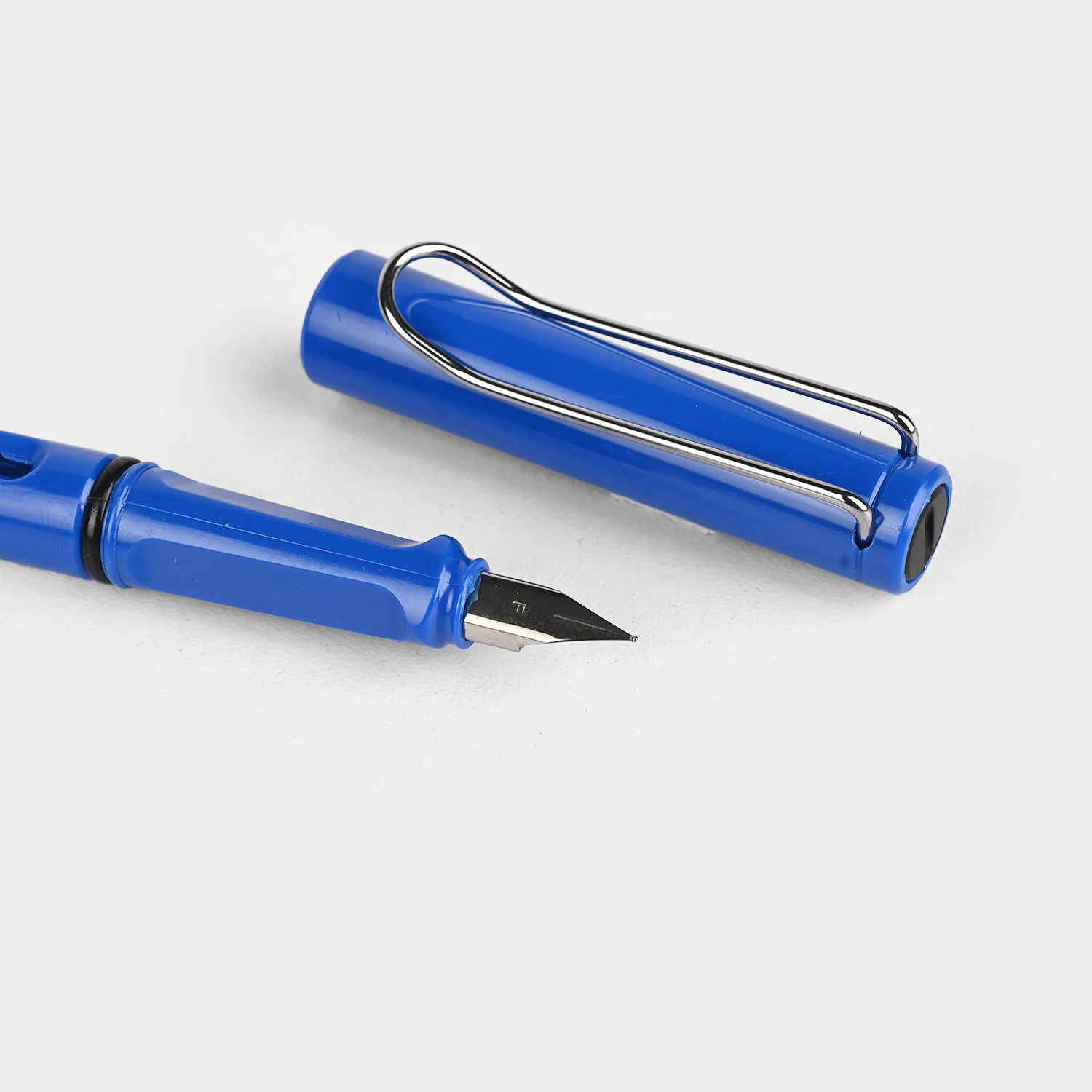 Stylish Fountain Ink Pen - Image 2