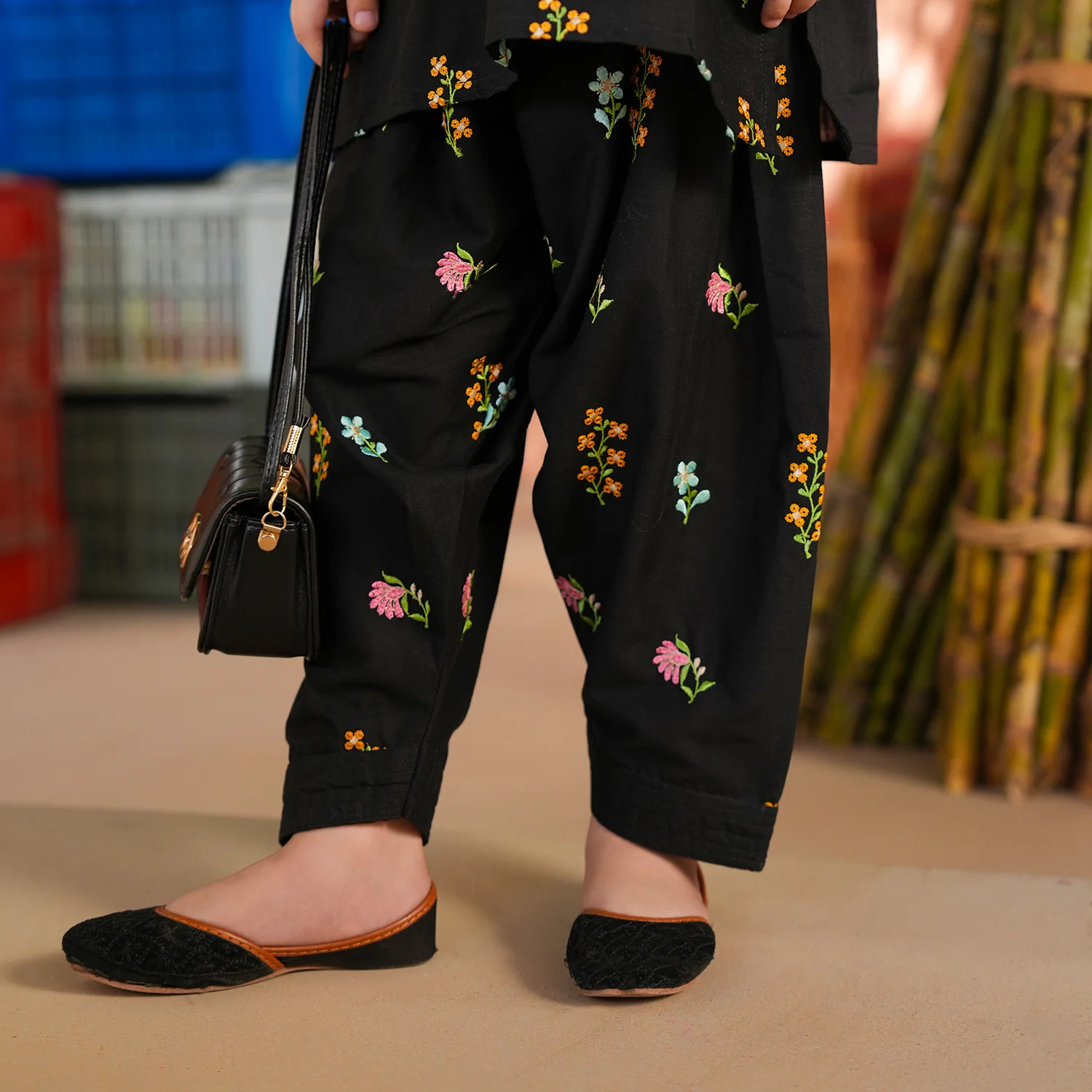 Girls Cotton Slub Emb 2Pcs Jahan Gul-BLACK - Image 5