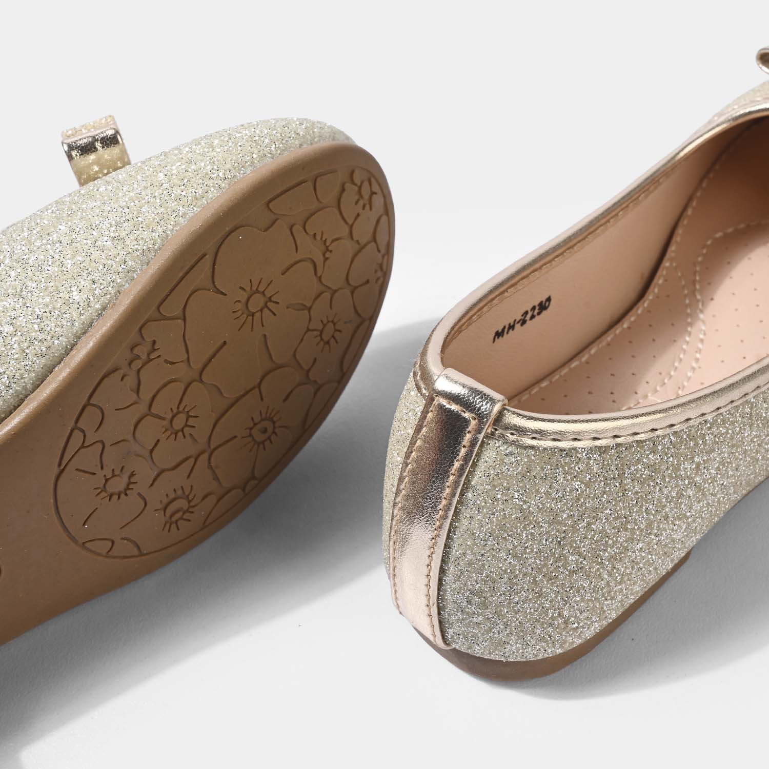 Girls Glitter Bow Pumps MH-2230 – Golden - Image 2