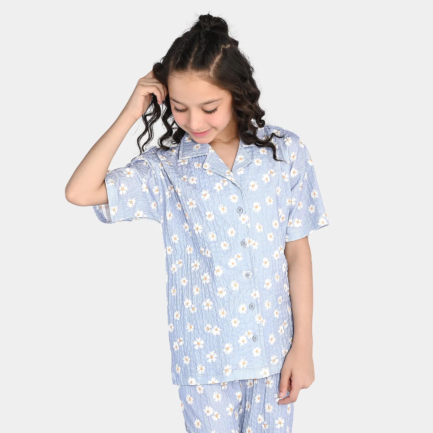 Girls Poly Crinkle 2-Piece Suit – Flower Print Blue with Collar and Button-Up - Image 2