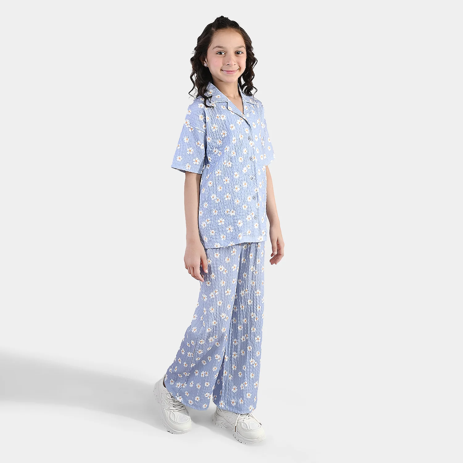 Girls Poly Crinkle 2-Piece Suit – Flower Print Blue with Collar and Button-Up - Image 3
