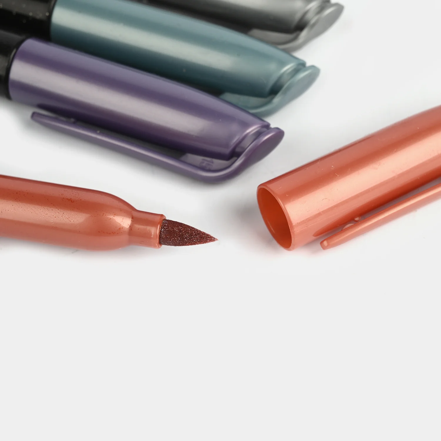 Glitter Highlighter - Image 2