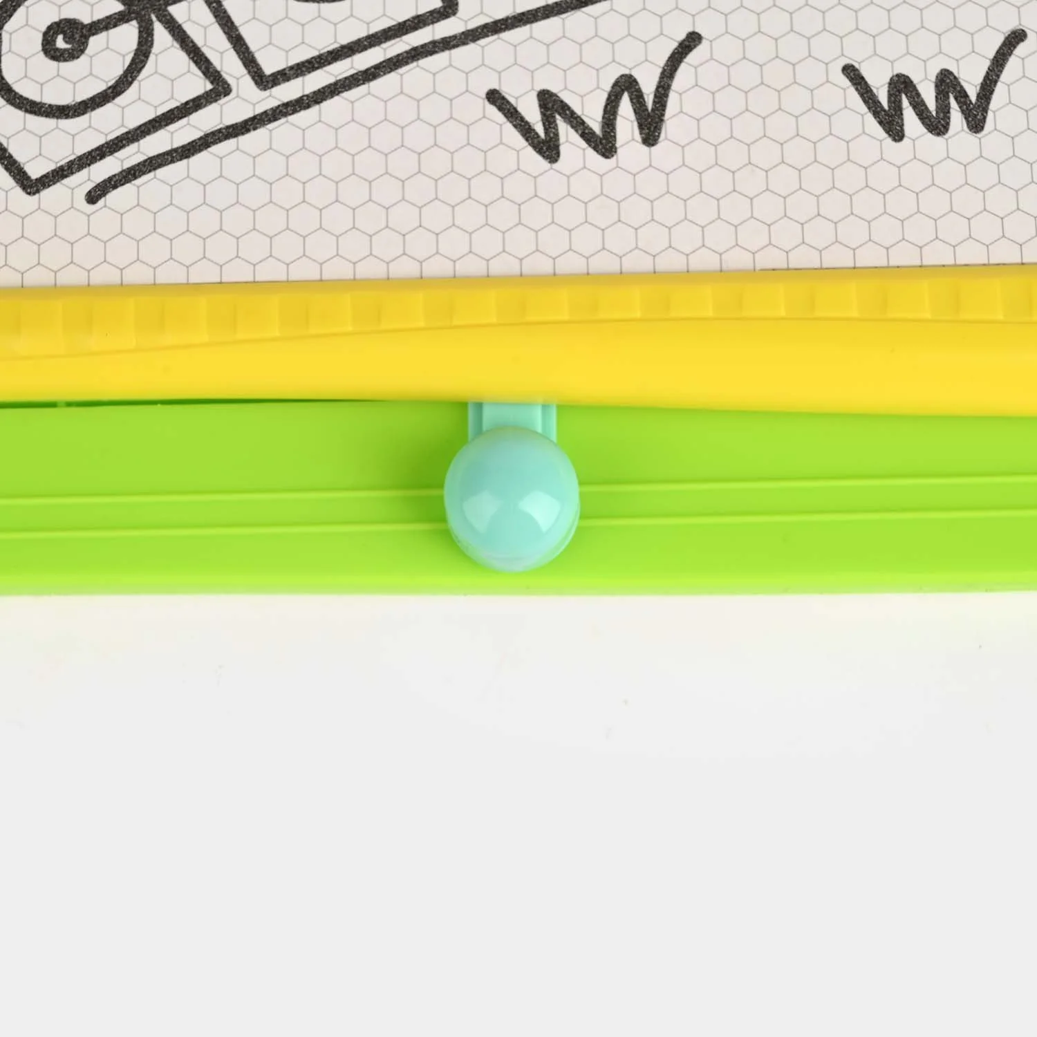 Magnetic Writer With Smooth Drawing Pen - Image 6