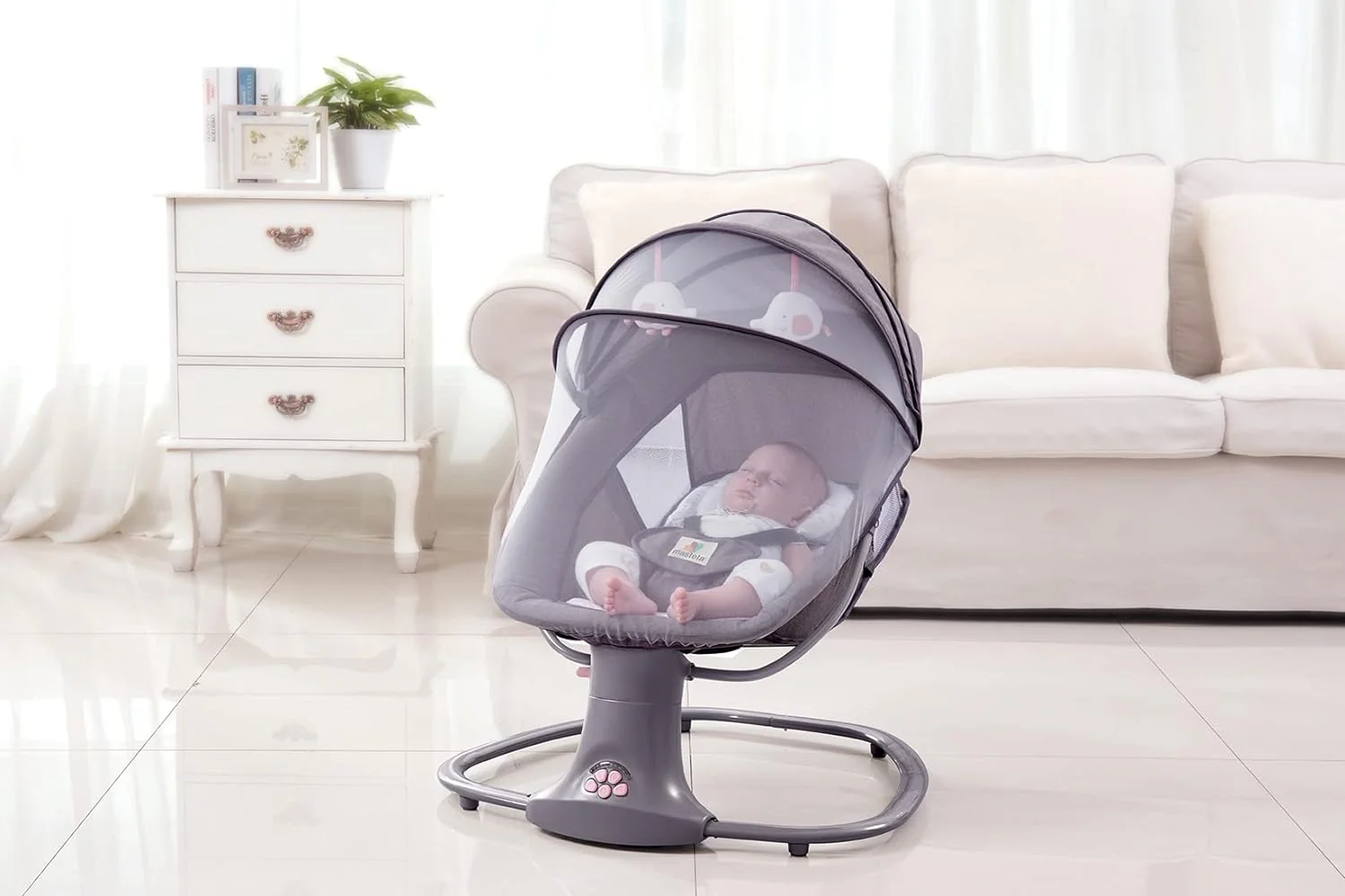Mastela 3-in-1 Deluxe Multi-Functional Bassinet/Swing(8106) - Image 5