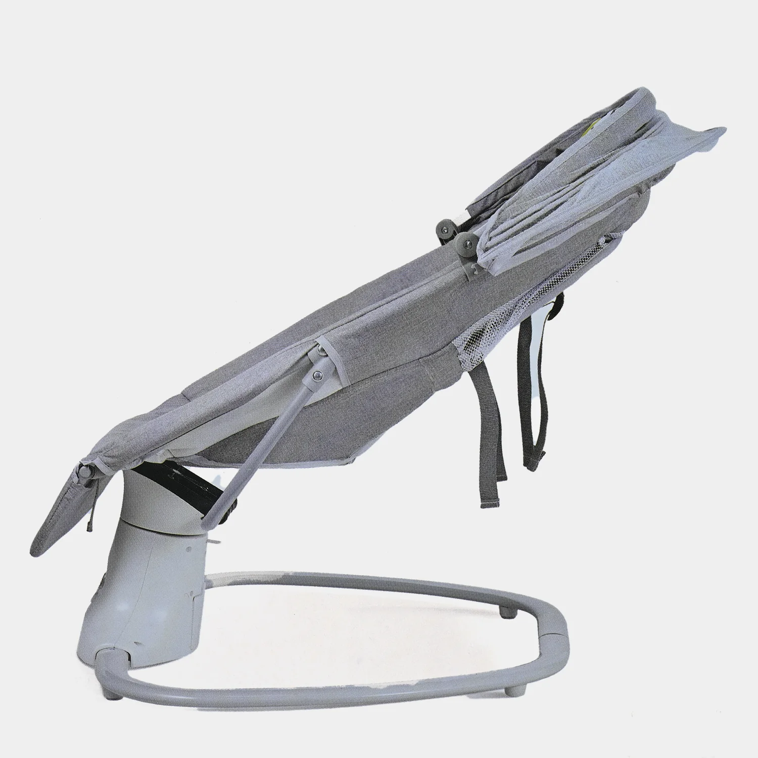Mastela 3-in-1 Deluxe Multi-Functional Bassinet/Swing(8209) - Image 4