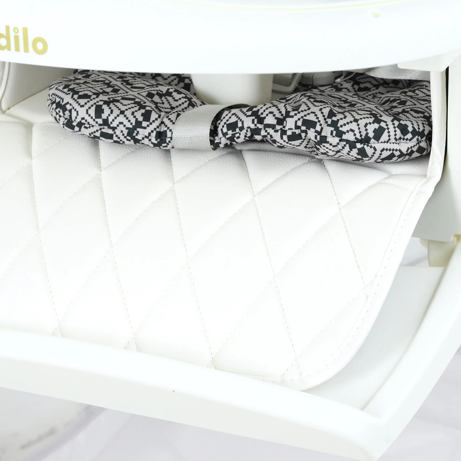 Multifunctional Baby Highchair | 8100 White - Image 4