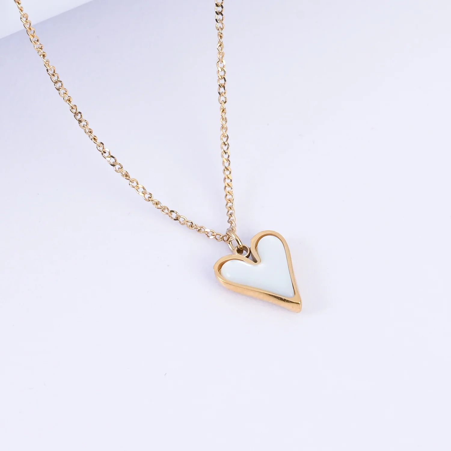 Elegant Pendant Necklace - Image 2