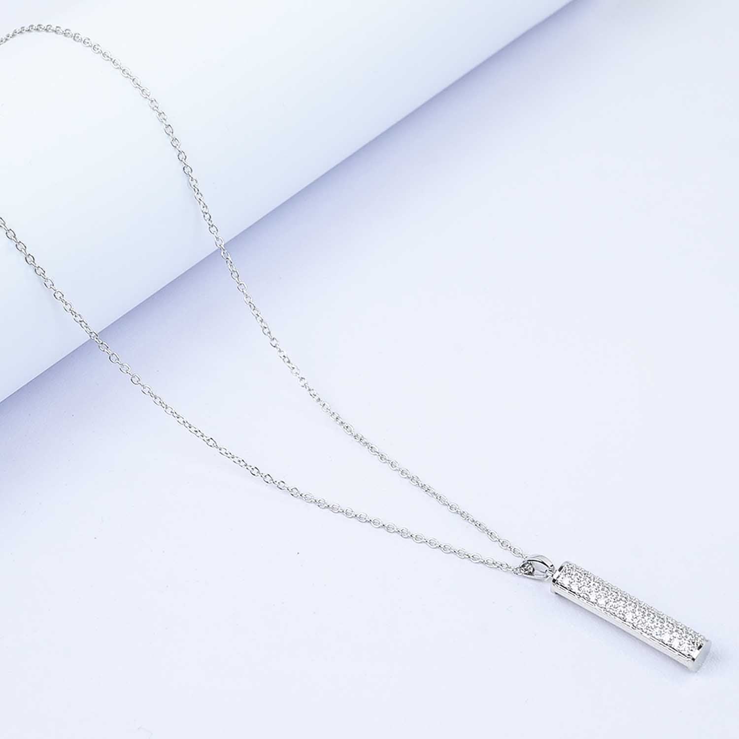 Elegant Pendant Necklace