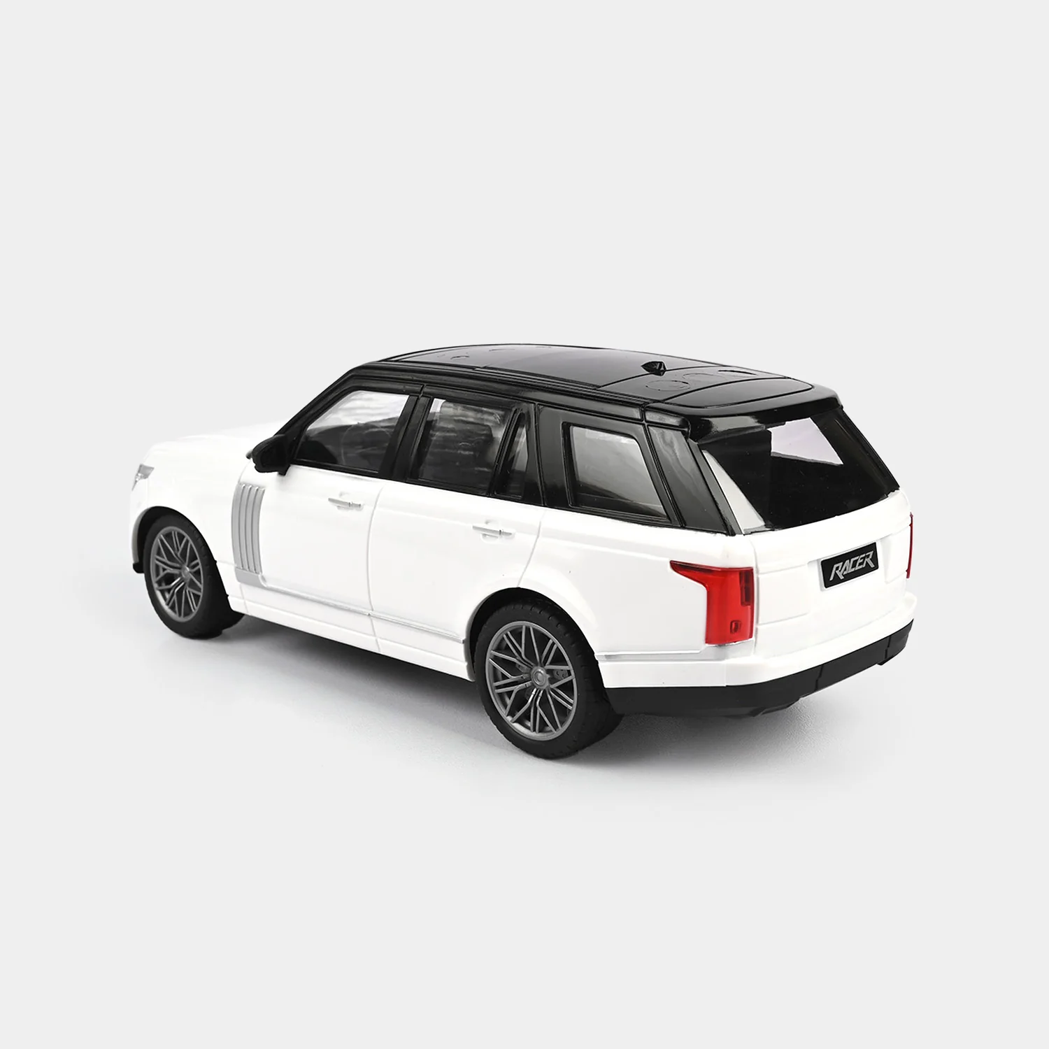 1:16 Scale RC Luxury Model Car - Image 7