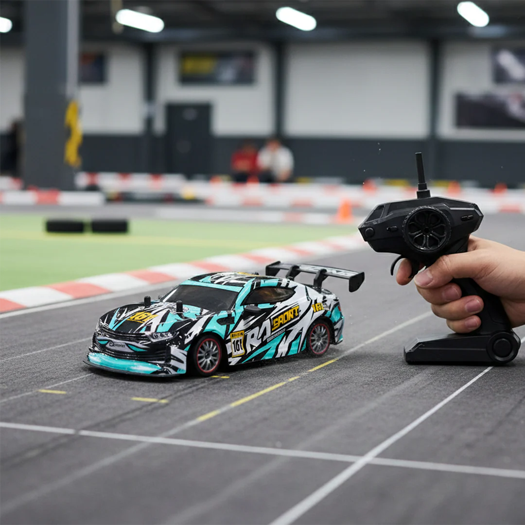 Remote Control Racing Car with Lights & Spray Function - Image 2