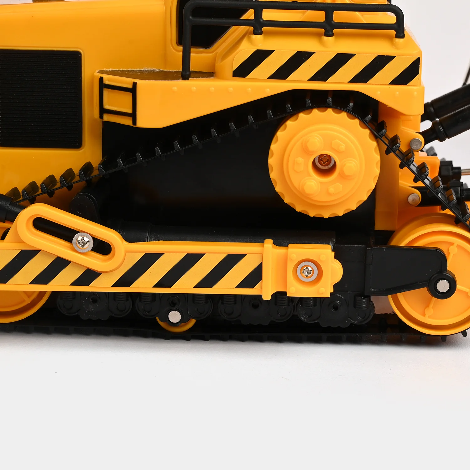 Remote Control Heavy Duty Construction Truck - Image 6
