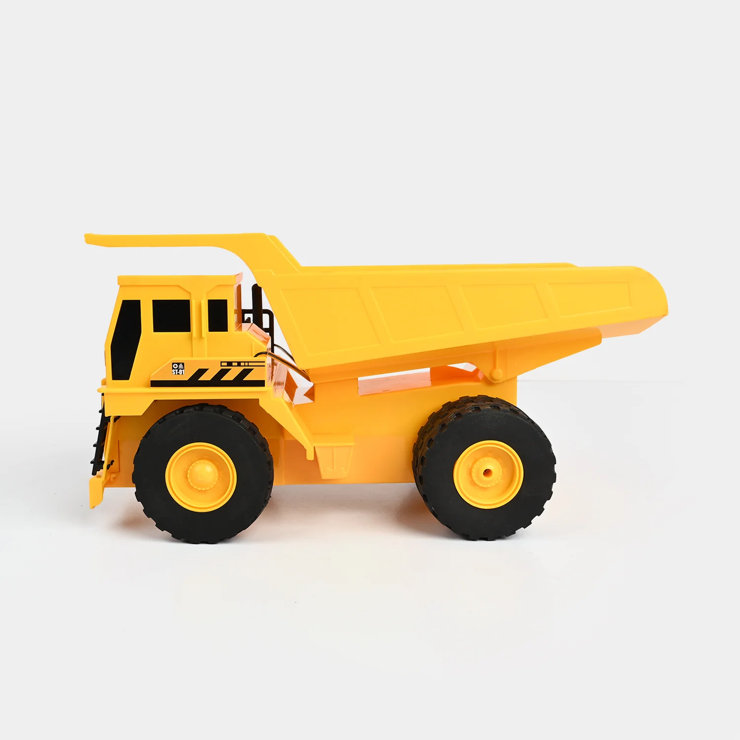 Remote Control Heavy Duty Construction Truck - Image 4