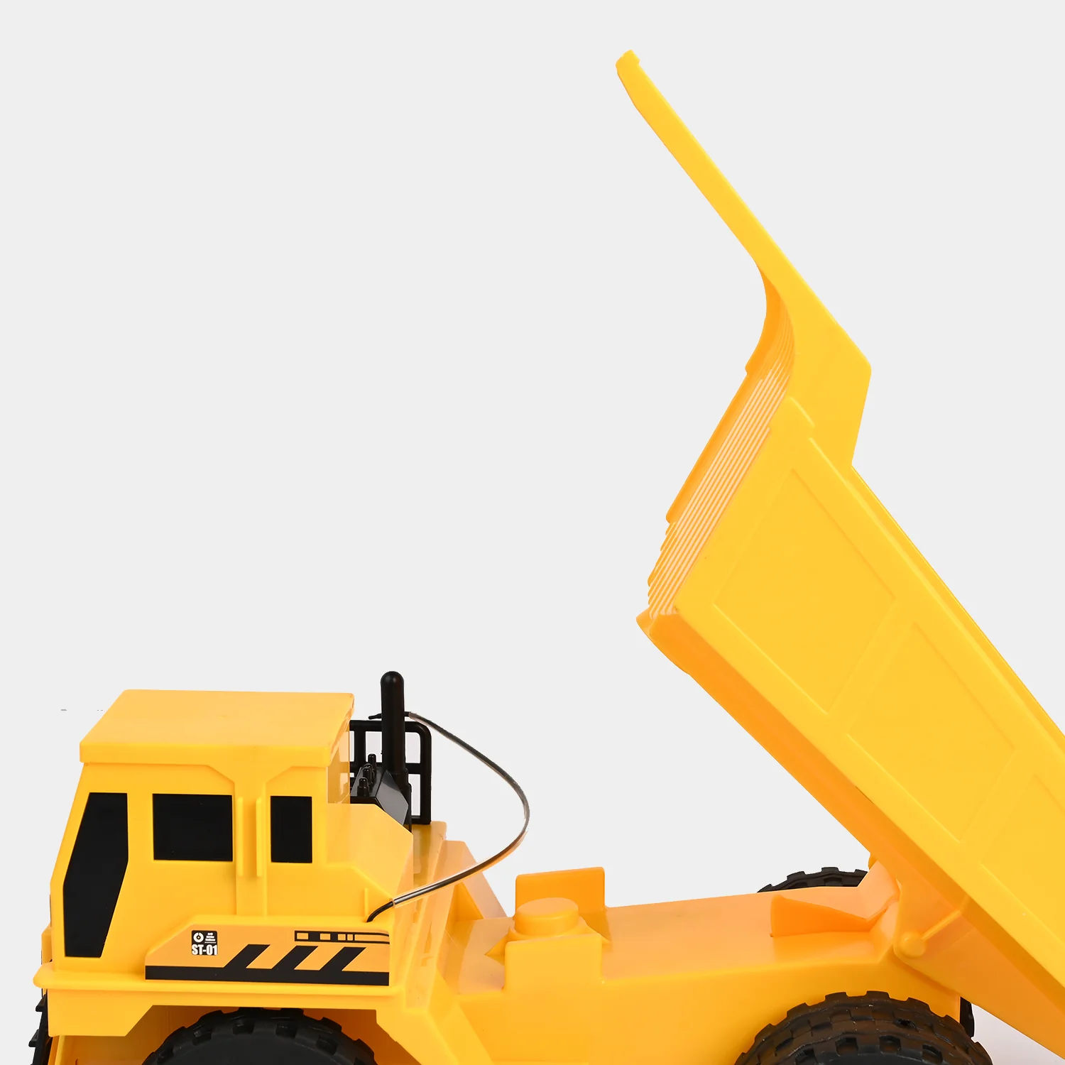 Remote Control Heavy Duty Construction Truck - Image 7