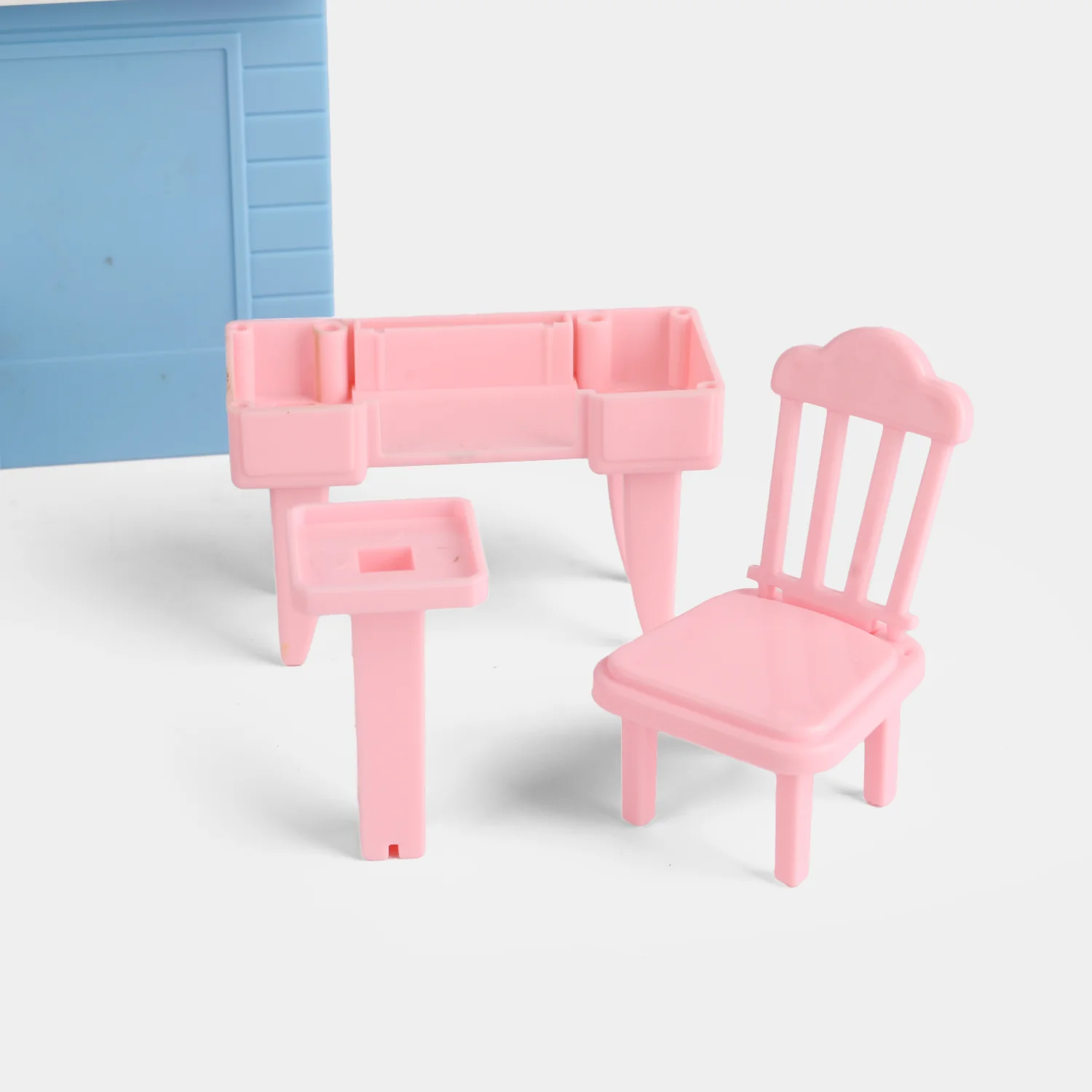 Surprise Convenience Store Playset - Image 3