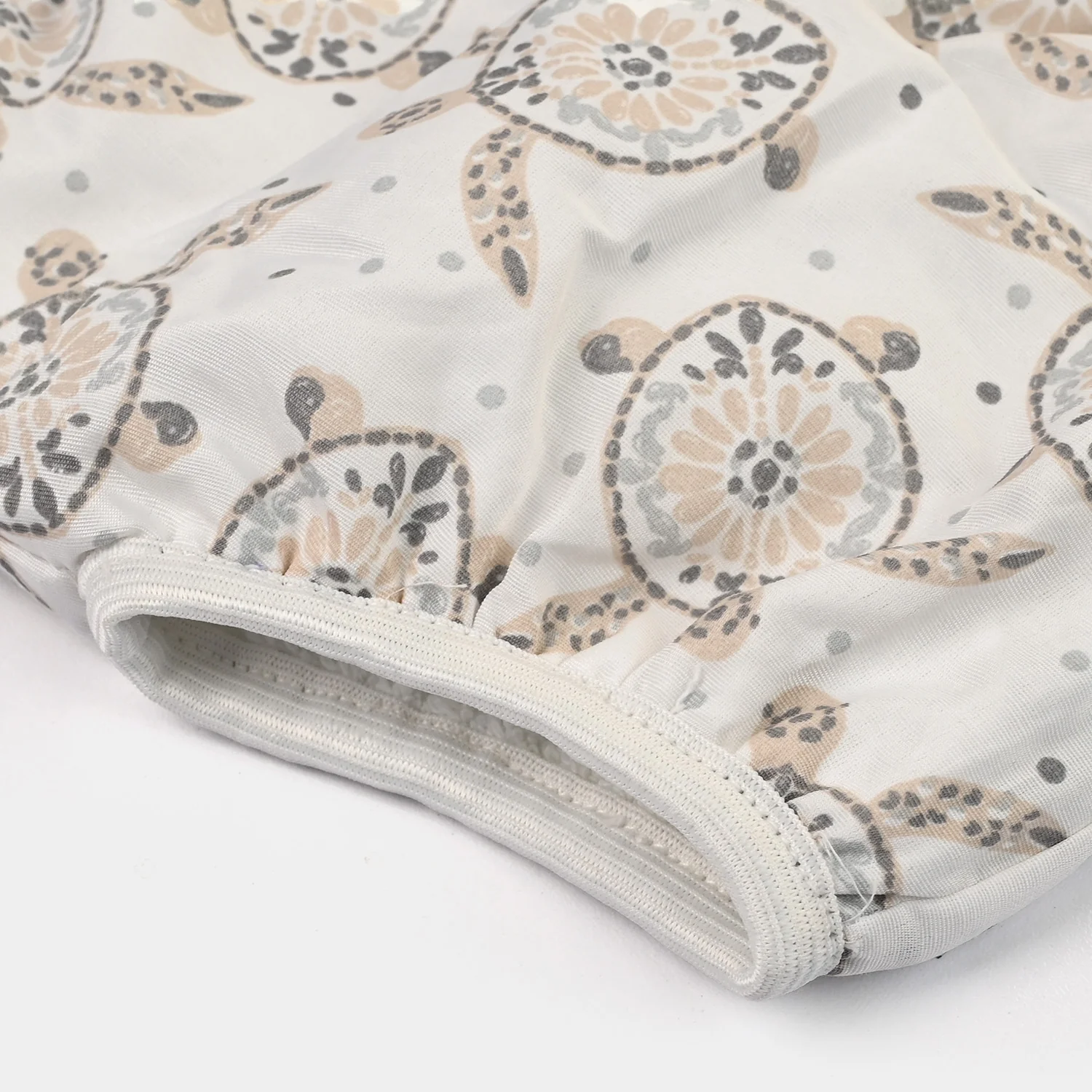 Towel Cotton Panty 3-6M White Base Turtle Print - Image 3