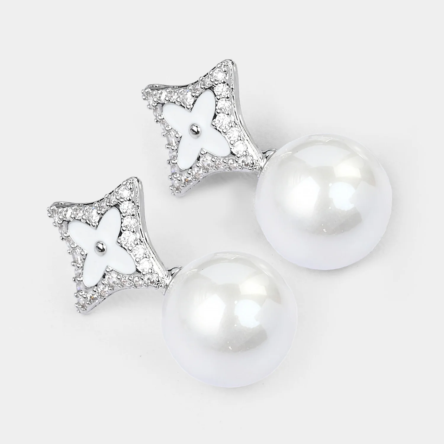 Elegant & Stylish Earrings - Image 2