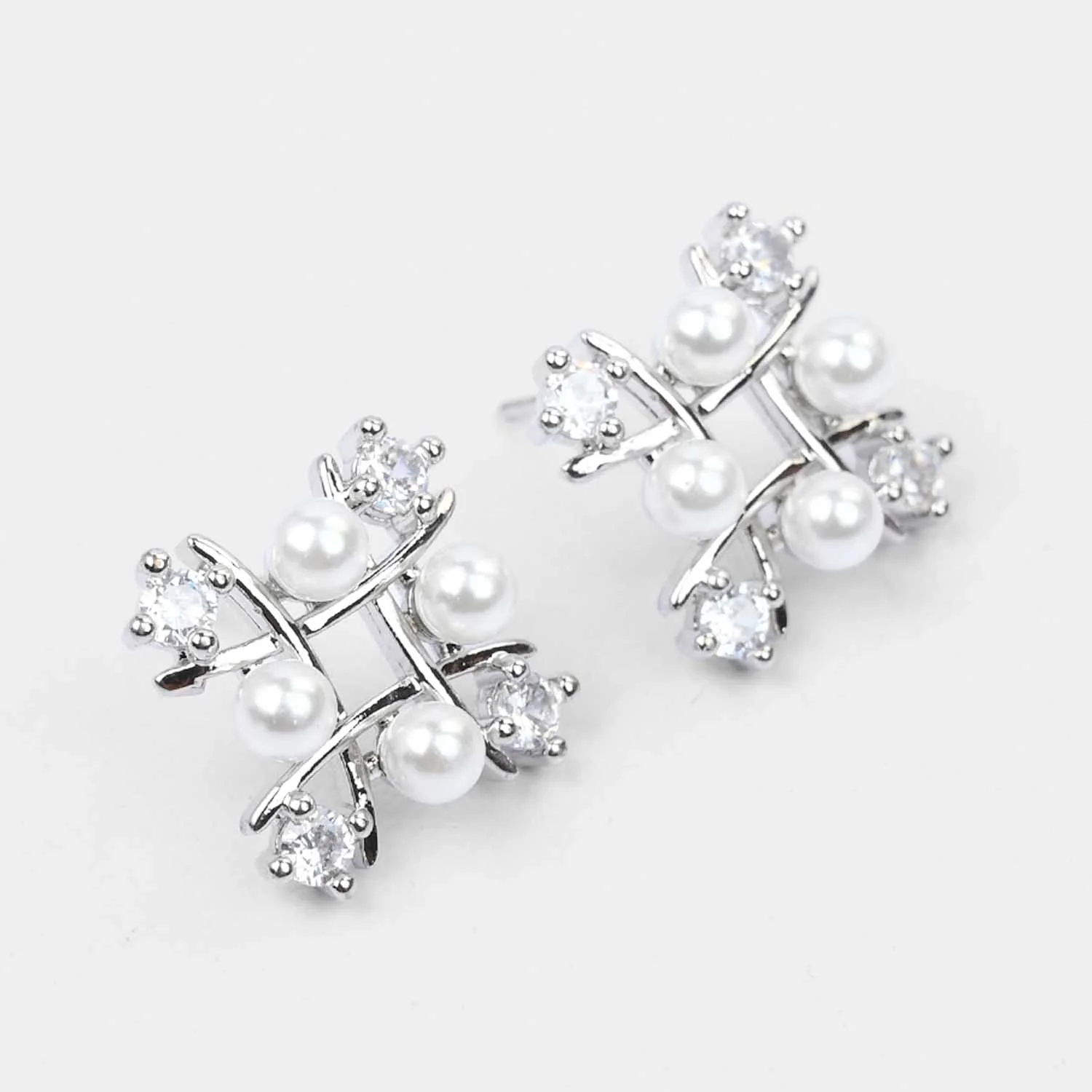 Elegant & Stylish Earrings - Image 2