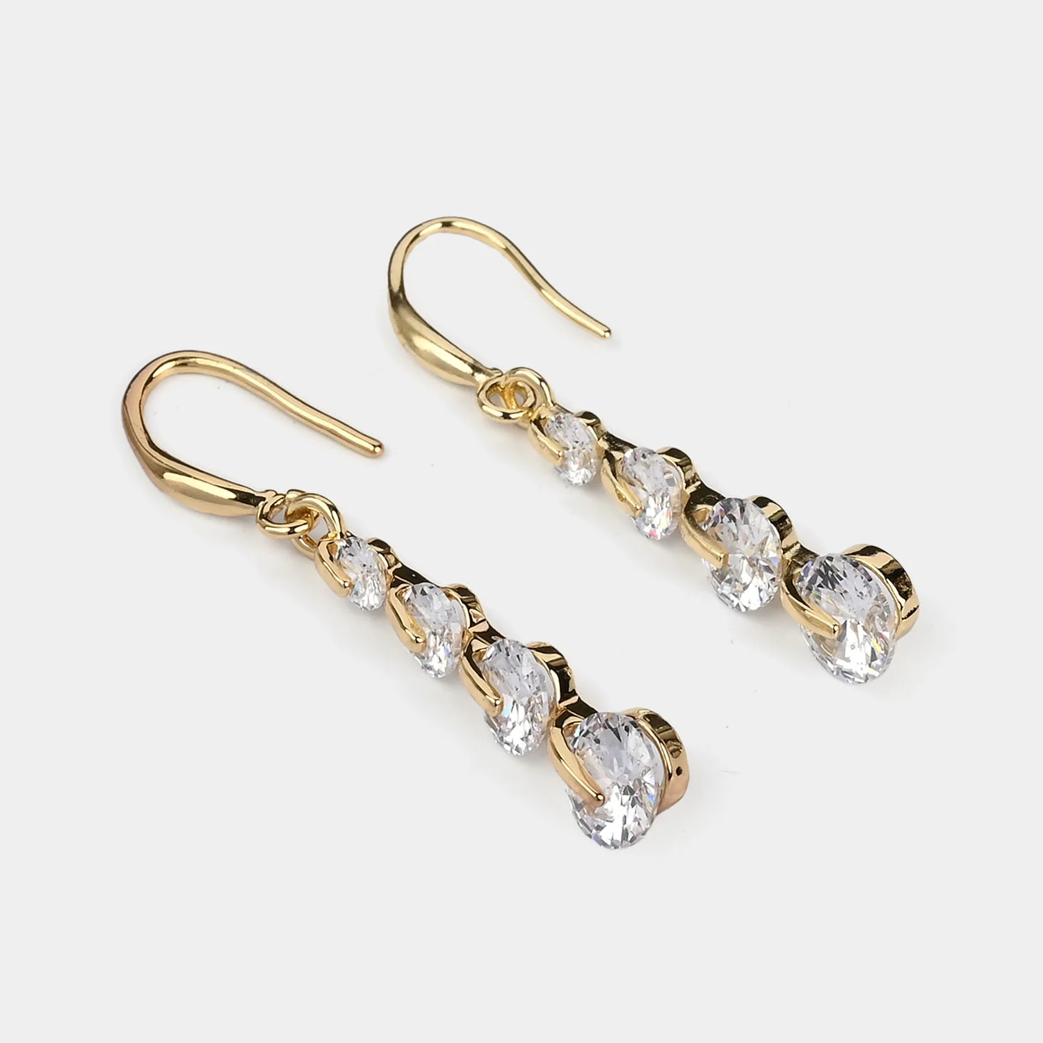 Elegant & Stylish Earrings - Image 2