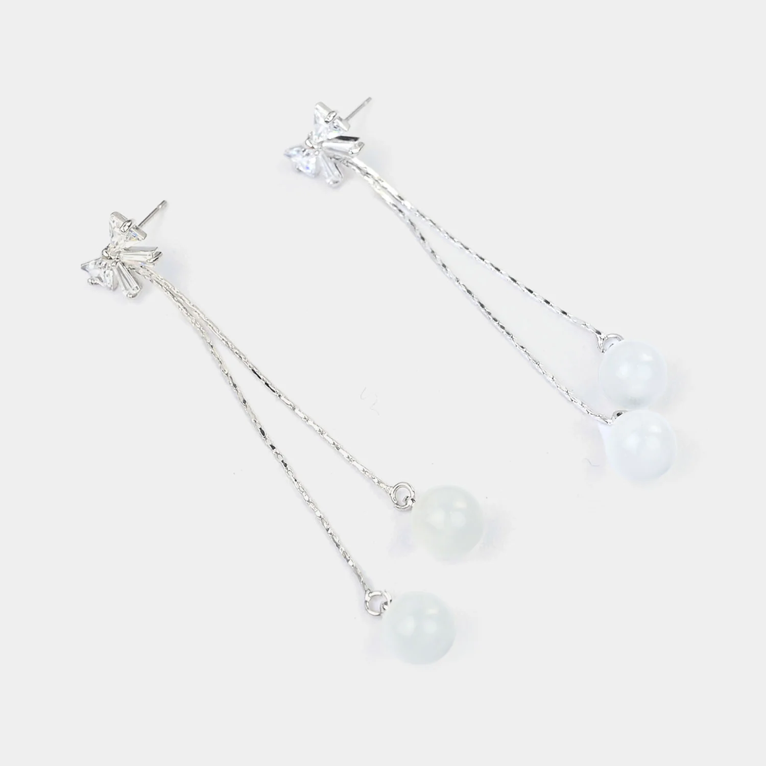 Elegant & Stylish Earrings - Image 2
